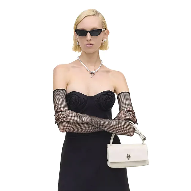 【MARC JACOBS】本季精選 MJ DUAL 雲朵白小型隨身包