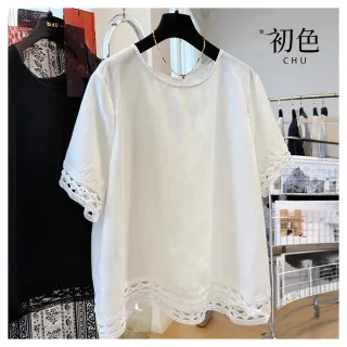 【初色】純色鏤空蕾絲花邊圓領短袖T恤上衣女上衣-共2色-13665(M-2XL可選)