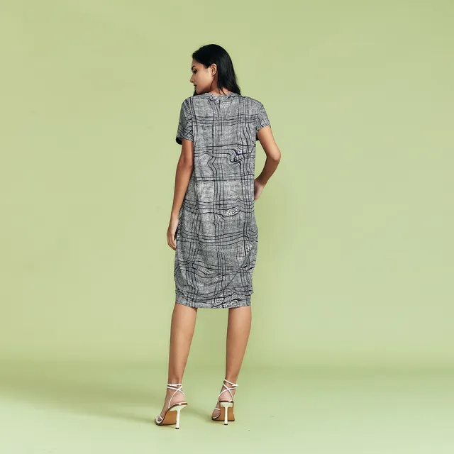 【ICHE 衣哲】Cop.Copine 法國原裝進口輕禮服黑白造型印花短袖洋裝