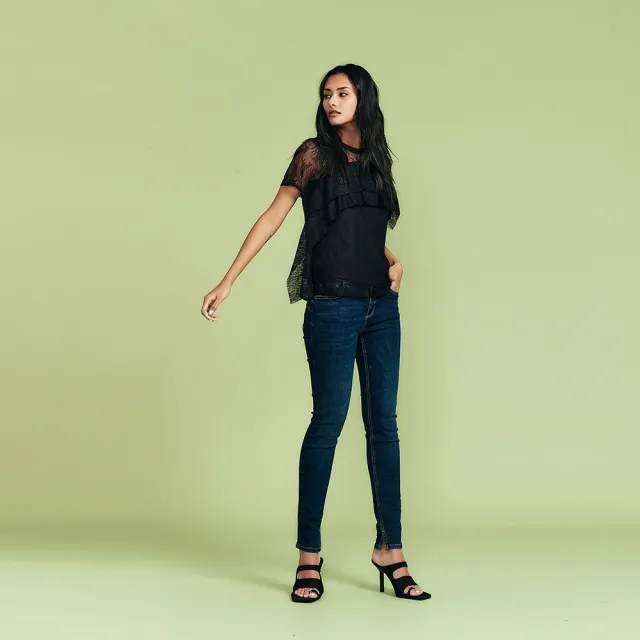 【ICHE 衣哲】Cop.Copine 法國原裝進口層次微透視感蕾絲拼接短袖上衣