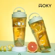 【WOKY 沃廚】三麗鷗聯名_渾圓杯 Ecozen純透款 880ml-附彈跳吸管(隨行杯/吸管杯/保溫杯瓶/保冰杯瓶/水壺)
