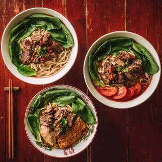 【時寓。】就愛牛肉麵 清燉/番茄/香麻 任選5包(600±10g/包 / 3口味任選)