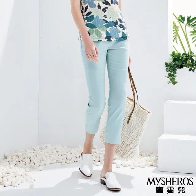 【MYSHEROS 蜜雪兒】窄管造型長褲 前釦拉鍊後鬆緊腰頭 字母布貼設計(水藍)
