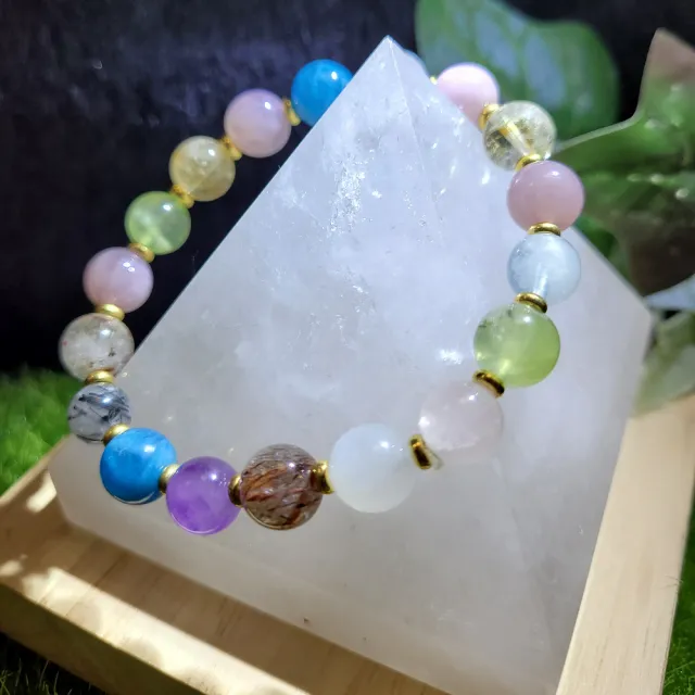【Cozy 世界水晶原礦與茶】安哥拉白水晶原礦手工金字塔(能聚集宇宙能量並將其匯聚於中心)