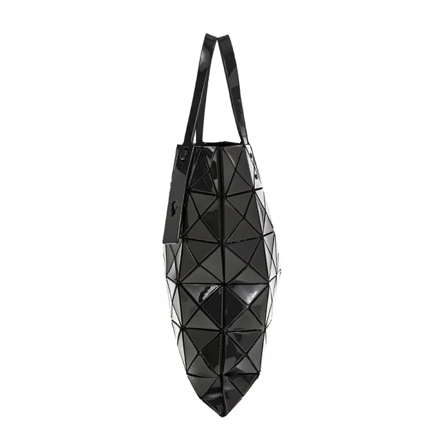 【ISSEY MIYAKE 三宅一生】BAOBAO 新款LUCENT ONE-TONE三角格6X6手提包(CHARCOAL)