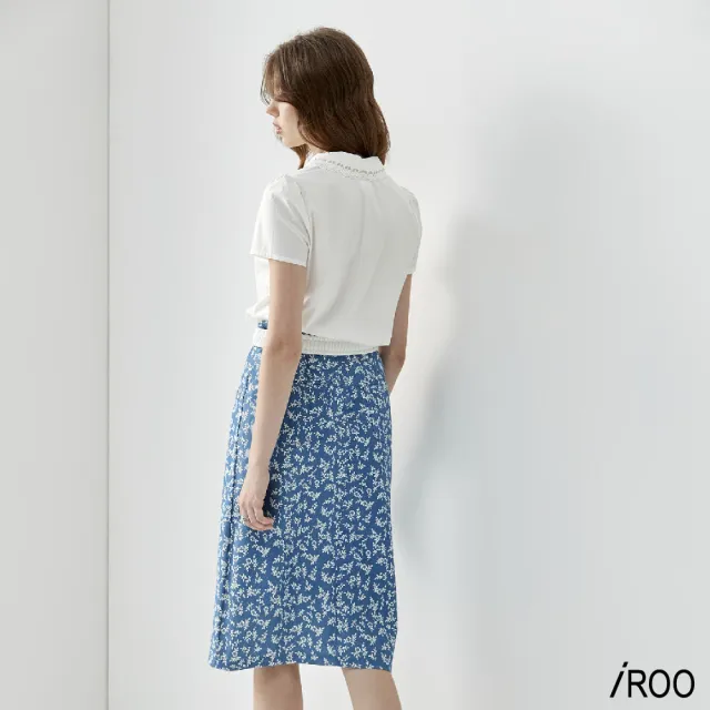 【iROO】鑲花朵蕾絲刺繡領襯衫