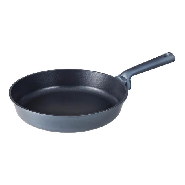 【CorelleBrands 康寧餐具】WORLD KITCHEN 藍寶石鑄造不沾平煎鍋28cm