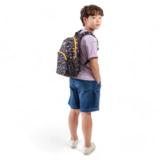 【HUGGER】兒童背包 多色可選(A4幼兒園書包 小孩輕量休閒童趣防潑水減壓肩帶才藝上學後背)
