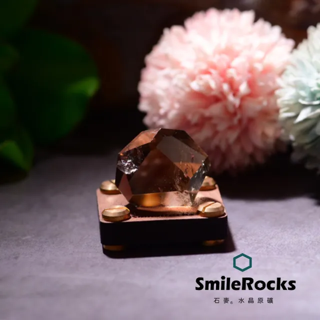 【SmileRocks 石麥】石麥水晶原礦 茶黃水晶隨形冰塊No.6251750743(SmilePad 4.5X4.5底板)
