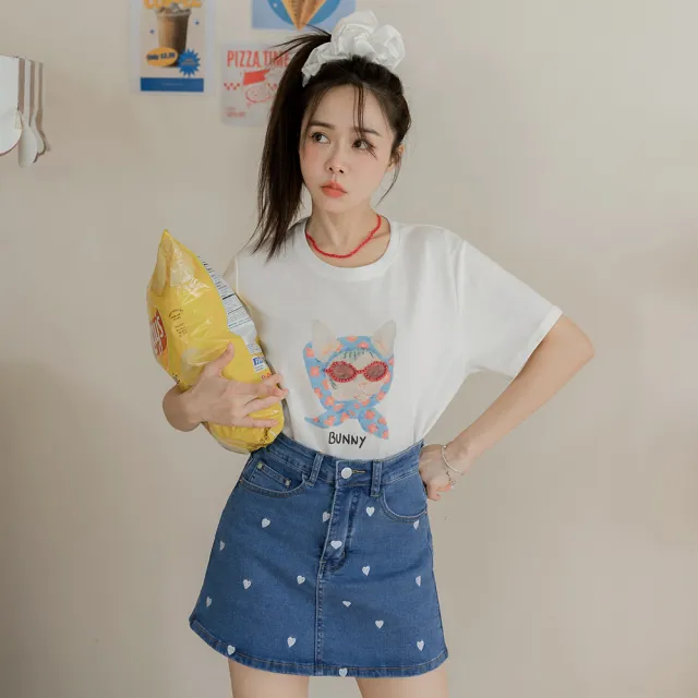 【OB 嚴選】甜美愛心刺繡牛仔褲裙短裙 《CA3127》