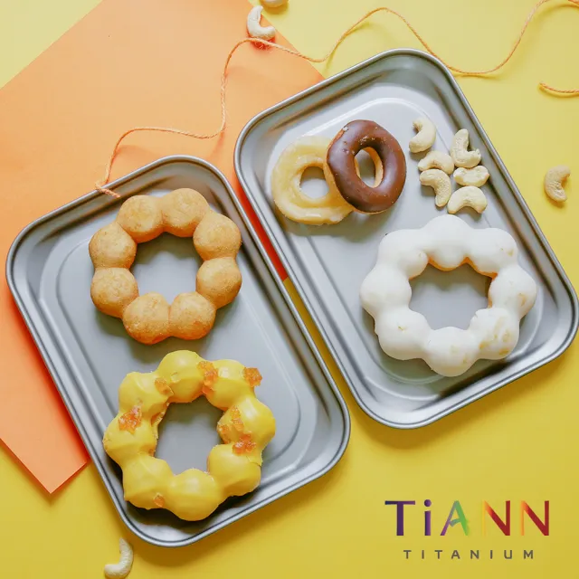 【TiANN 鈦安】萬用鈦烤盤 小款-22x15公分(小砧板/餐盤/砧盤/砧板/沾板/切菜板/烘焙烤盤/露營餐盤)