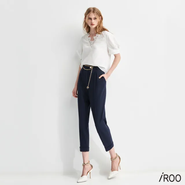 【iROO】附裝飾腰鍊錐形褲
