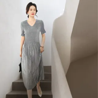 【K.W.】MOMO限定韓國三宅壓褶褶皺洋裝-A組(壓褶/中大尺碼/修身/輕薄/小香風)