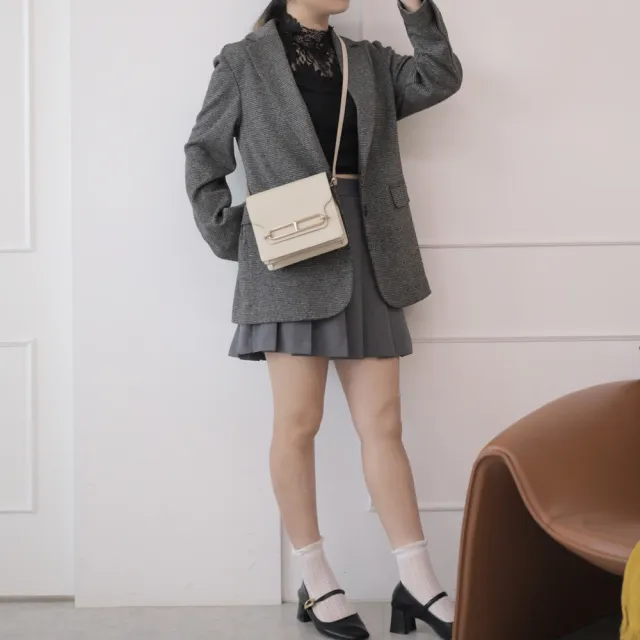 【Hermes 愛馬仕】Mini Roulis 18 簡約金屬LOGO小牛皮翻蓋斜背包(白)