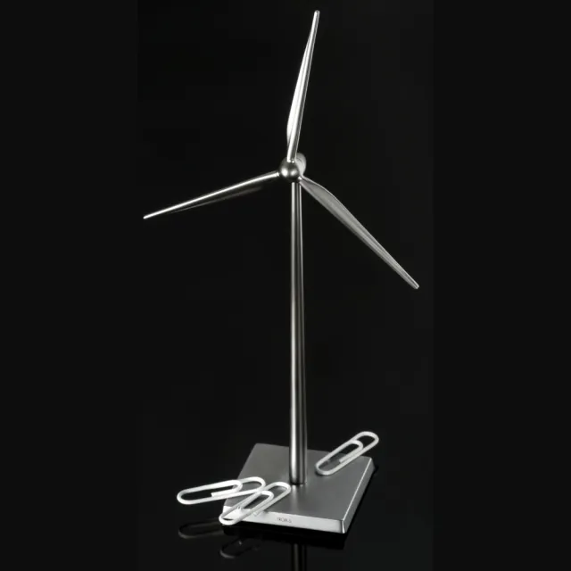 【Troika】FRESH WIND 風能造型磁鐵紙夾座(風力發電風格×金屬質感桌面擺飾)