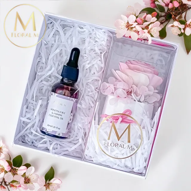【Floral M】法國鄉村玫瑰香氛擴香花禮盒 含30ml品牌香氛油(居家香氛/香水精油/香氛擴香花/擴香禮物/送禮)