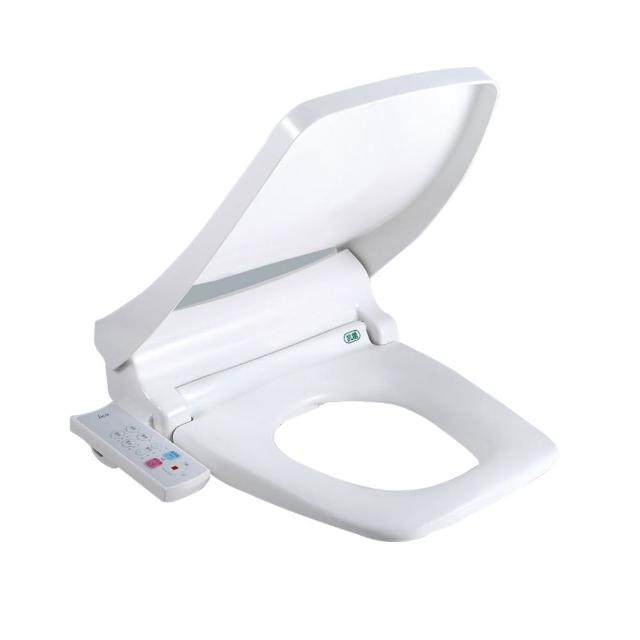 AF830 免治沖洗馬桶座，採用 AW白色設計，適用所有方形馬桶，內建儲熱式功能，提供舒適使用體驗。無需安裝，電壓為 110V，節省空間且易於安裝。