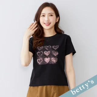 【betty&rsquo;s 貝蒂思】出清品  愛心貼鑽噴霧印花短袖T-shirt(黑色)