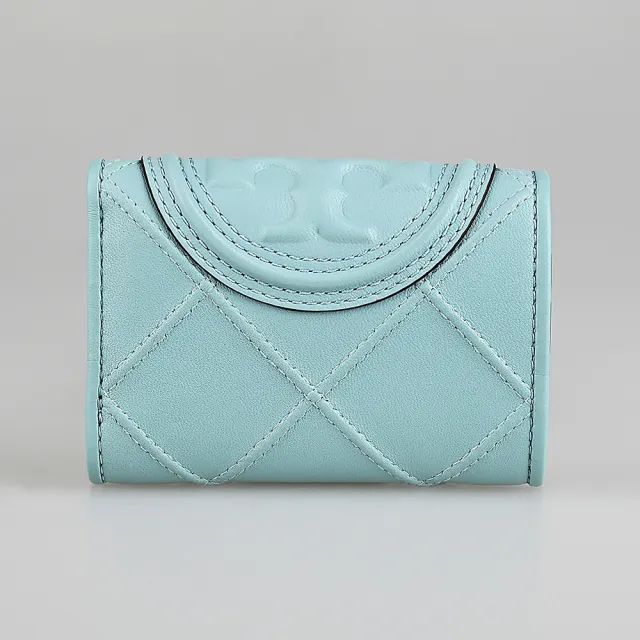 【TORY BURCH】TORY BURCH Fleming 立體T字LOGO菱格壓紋納帕皮革翻蓋扣式短夾(薄霧藍綠)