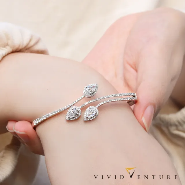 【Vividventure 亞帝芬奇】GIA 1.5克拉 FSI2 三主石 天然鑽石 真鑽 手環 Just For You(18K金台)