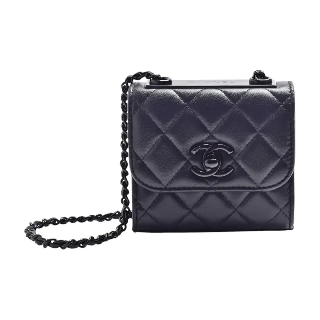 【CHANEL 香奈兒】經典 雙C LOGO 菱格紋小羊皮黑轉釦斜/肩背包(迷你-黑色A81633L-BLK-BLK)