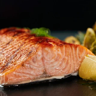 【美威鮭魚】精選鮭魚菲力系列任選二件組(200g x 5入／組 or 120g x 8入／組)