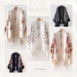 【WOONUE】女士專櫃高質感立體刺繡柔軟羊毛絨質感親膚寬版斗篷圍巾冷氣披肩(保暖女友老婆媽媽生日聖誕禮物)