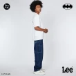 【Batman x Lee】男裝 牛仔褲｜蝙蝠俠 工裝褲 後口袋印花｜季節性版型｜深藍洗水(LB517119898)