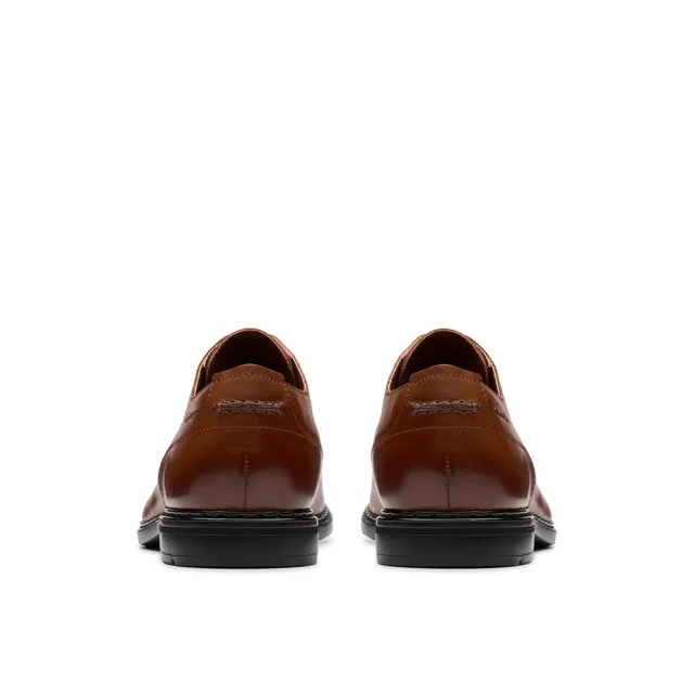 【Clarks】男鞋 Banbury Derby 寬楦德比鞋款 皮鞋 正裝鞋(CLM83870D)