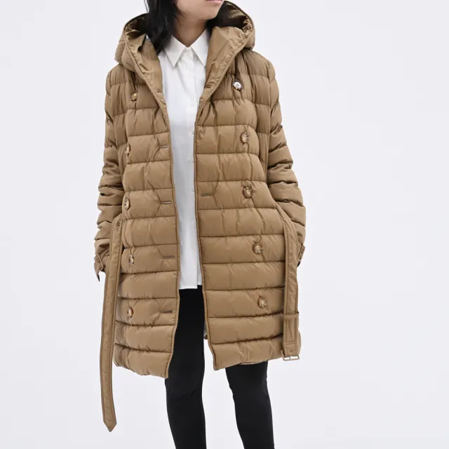 【BURBERRY 巴寶莉】WITLEY 英系英倫風繫腰帶連帽長版輕便羽絨外套(咖)