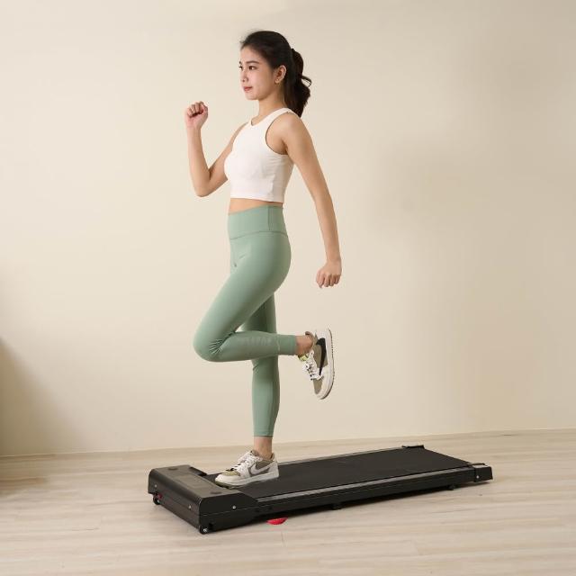  T-God 太昇健康全折收平板智慧跑步機 V2升級版，專為家用有氧運動設計，訓練大腿、大腿內側及小腿部位。採用全新減震技術，提供舒適跑步體驗，跑帶面積達38cm，最大承重100KG以上，適合各種體重使用者。尺寸112*49*96cm，重量僅17kg，易於收納與移動。黑色系設計，中國原產，一年保固，無需預購即可入手。免安裝組裝，立即開始您的智慧跑步健身之旅！ 