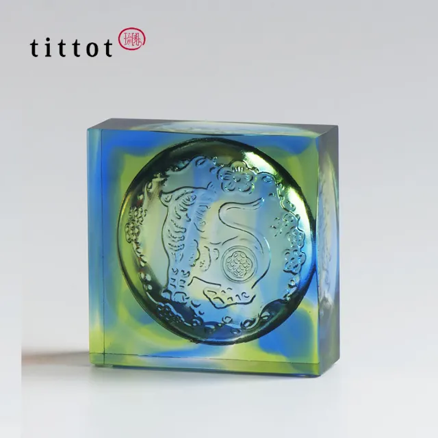 【tittot 琉園】福報連年_生肖磚系列_虎磚(入厝 擺飾 紙鎮 裝飾建材 禮品喜慶 風水招財 水晶藝品 虎裝飾)