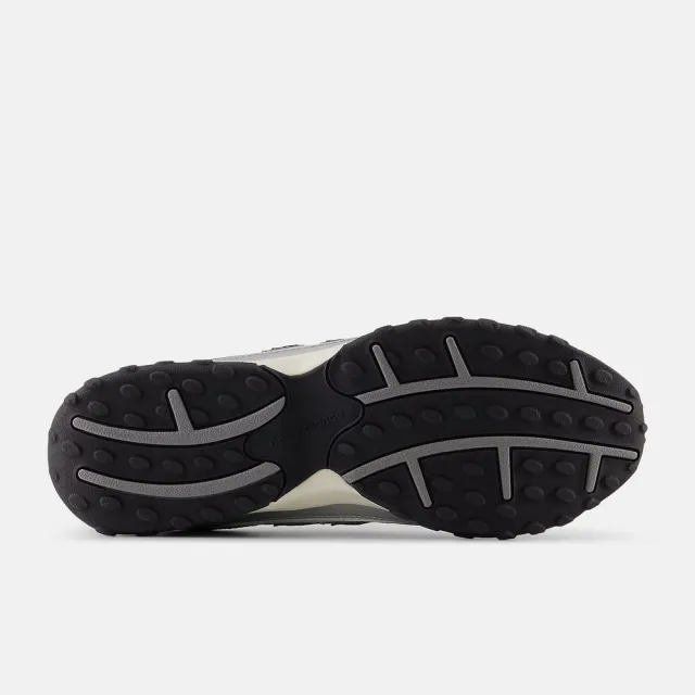 【NEW BALANCE】NB 204 復古鞋 休閒鞋 運動鞋 男 女 奶油黑銀(U204LSWD-D)