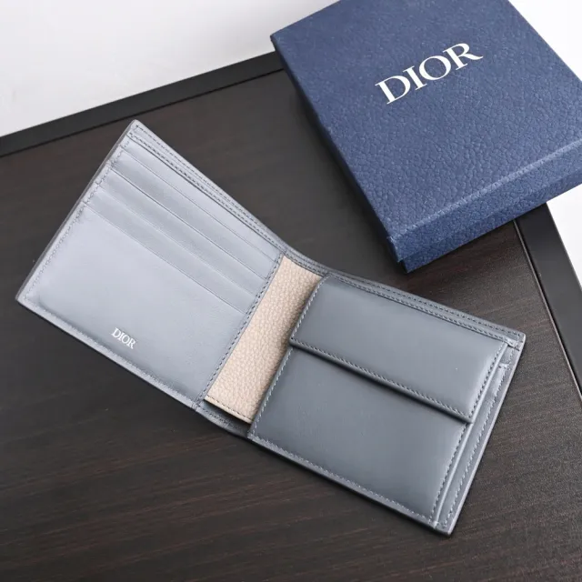 【Dior 迪奧】Saddle 簡約品牌LOGO雙色雙層對折零錢短夾(灰)