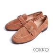 【KOKKO】時髦方釦極柔軟寬楦樂福鞋(麂皮棕)