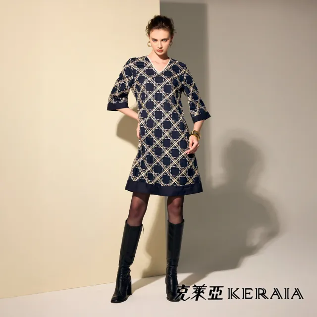 【KERAIA 克萊亞】晚月藍調格紋刺繡V領小洋裝