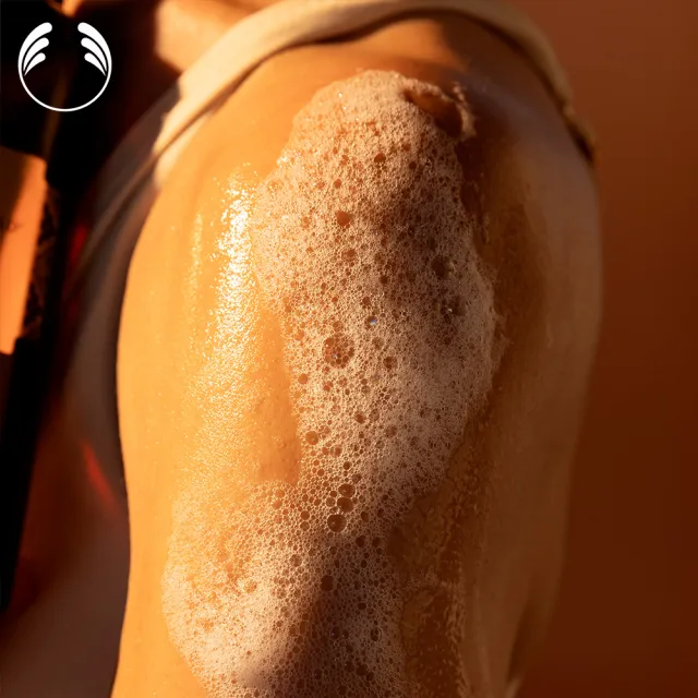 【THE BODY SHOP 美體小舖】保加利亞SPA牡丹靜心沐浴膠-250ML(沐浴乳/香氛沐浴)