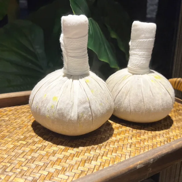 【皇家東方泰】泰式精油按摩100分鐘獨家贈頭部spa★加贈熱石溫敷(假日不加價、男女適用)