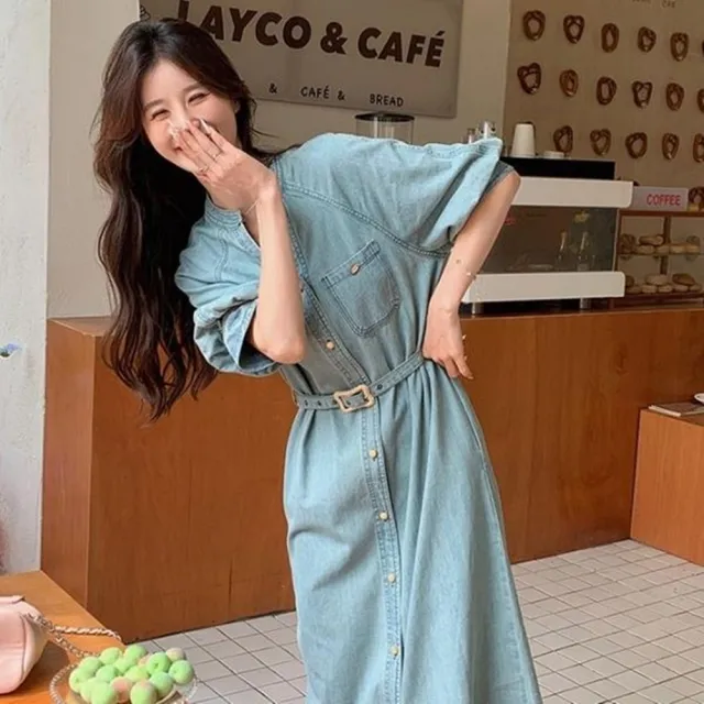 【baibeauty 白鳥麗子】休閒牛仔排釦V領泡泡五分袖洋裝附腰帶(連身裙)