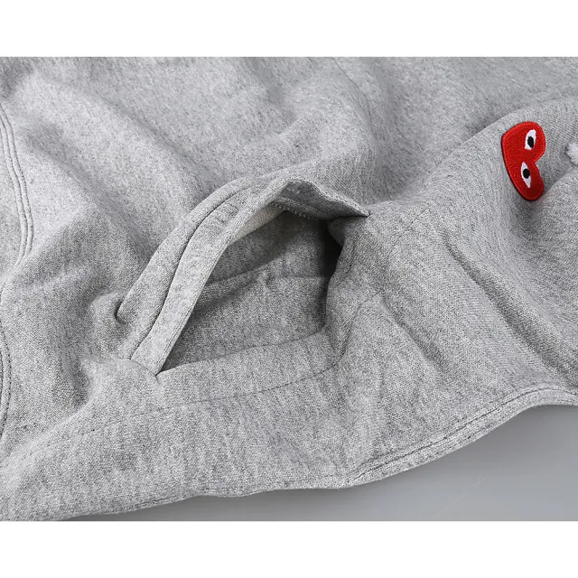 【Comme Des Garcons CDG】Comme Des Garcons Play川久保玲 標籤黑字LOGO小愛心純棉長袖連帽T恤(女款/灰)