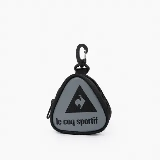 【LE COQ SPORTIF 公雞】高爾夫系列 男款黑色懷舊設計三角形高爾夫球袋時尚小吊飾 QGW0J703