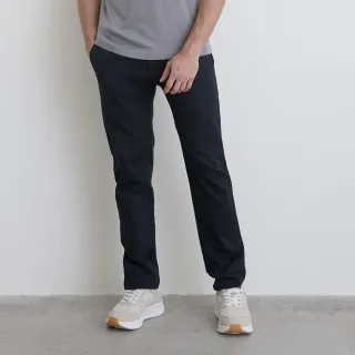 【GIORDANO 佐丹奴】男裝修身彈力卡其褲(09 標誌黑)