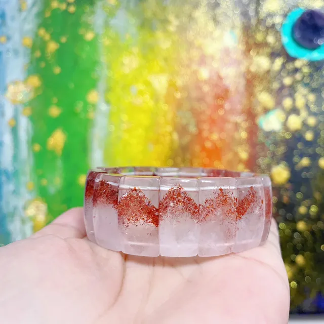 【開運億姊】金草莓水晶手排-稀有頂級金字塔超七超強能量-同鈦晶補足各方運勢桃花貴人財運