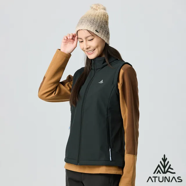 【ATUNAS 歐都納】女款SOFTSHELL內裡薄刷毛保暖防風背心(A6VE2502W黑/防潑水/洋蔥式穿搭/休閒旅遊)