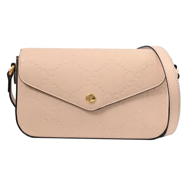 【GUCCI 古馳】Super Mini WOC 經典雙G壓紋信封式翻蓋斜背包(淺米)