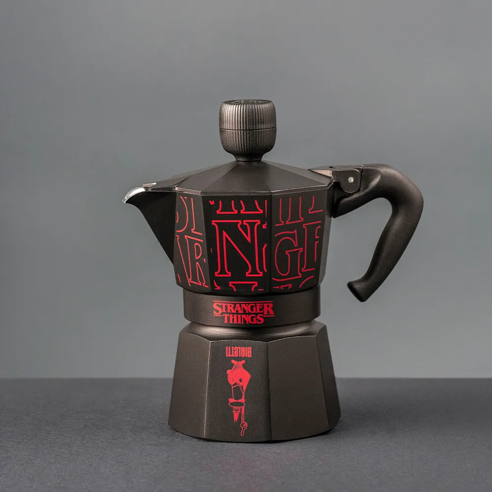 Bialetti 比亞樂堤】Stranger Things怪奇物語-音樂摩卡壺-3杯份(煮沸時主題曲響起) - momo購物網-  好評推薦-2026年1月