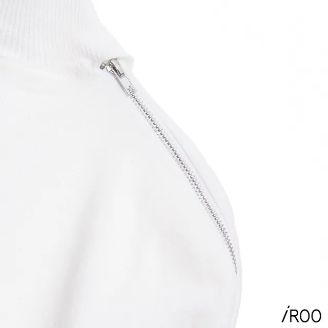 【iROO】拉鍊造型側開岔針織上衣