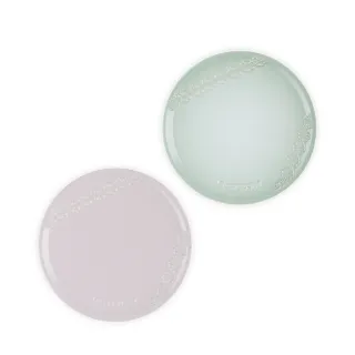 【Le Creuset】瓷器蕾絲花恬系列圓盤19cm(湖水綠/柔粉紫 2色選1)