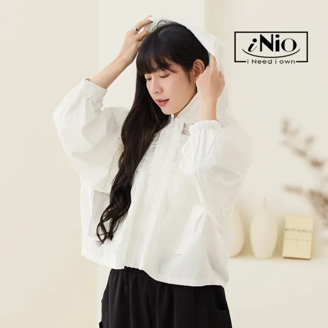 【iNio 衣著美學】帥氣個性翻領連帽外套 網紗壓紋拼接 微縮袖口外套(CEW4803)