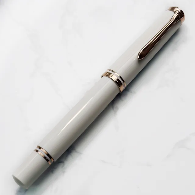 【Pelikan】百利金M600 白玫瑰金鋼筆(附贈原廠手提袋、墨水)